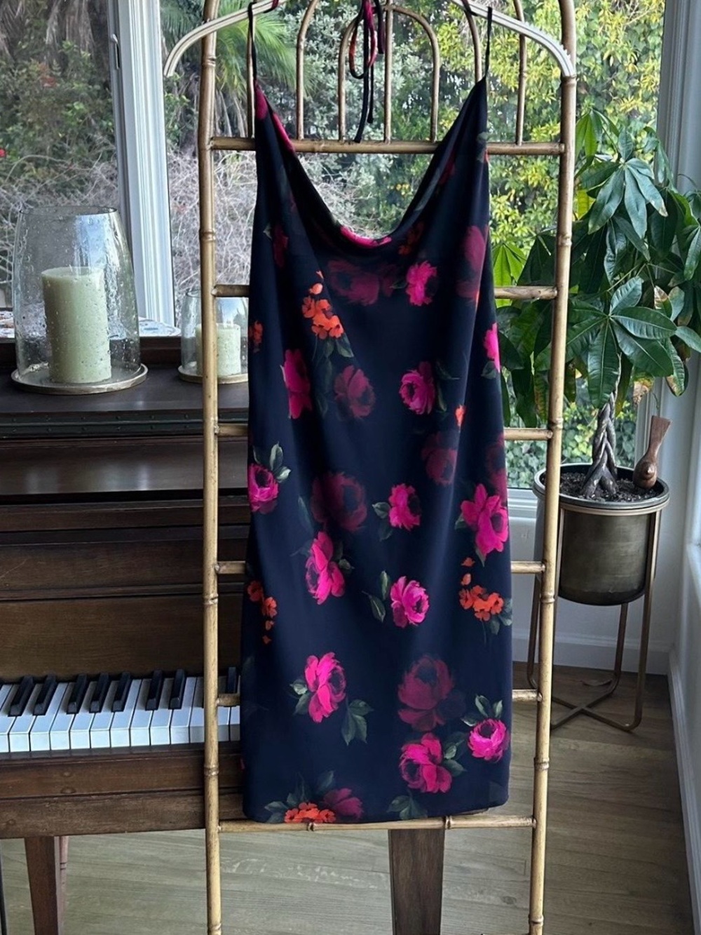 Topshop black feminine floral, Mini dress, cowl neckline and Halter neck tie XL